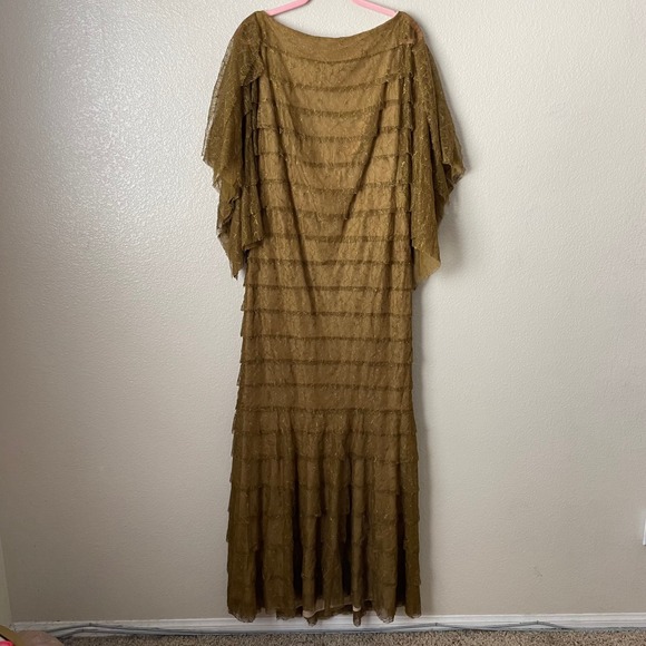 Tadashi Shoji Dress Womens 10 Hazel Tiered Lace Flutter Sleeve Gown Runway 2012 - Picture 3 of 13